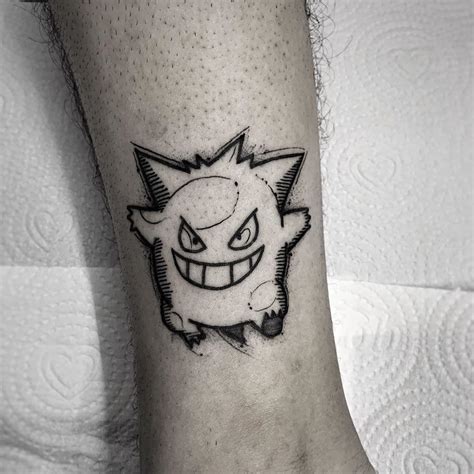 Mar 19, 2020 - Explore WithOneLine's board "Black & White Tattoos", followed by 48,587 people on Pinterest. . Gengar tattoo black and white